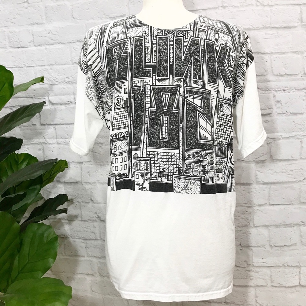💜 BLINK 182 band tee logo shirt